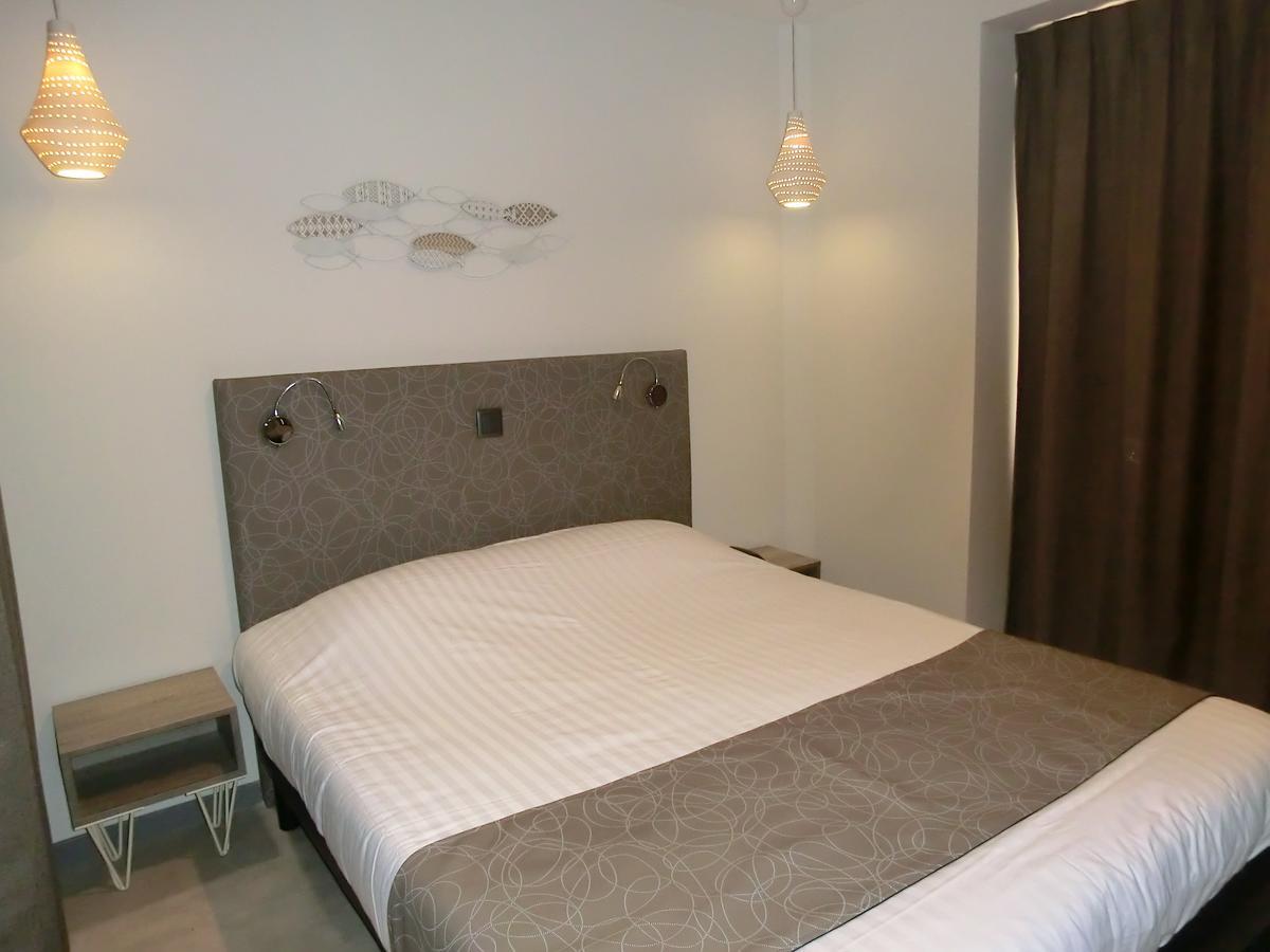 Hotel Sur Le Quai Port Vendres Exterior photo